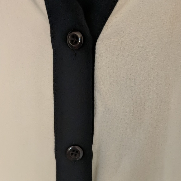 Tobi colorblock button down blouse - Picture 5 of 6